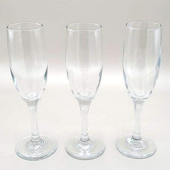 Set of 3 Crystal Clear Champagne Flutes - Picture 3 of 3